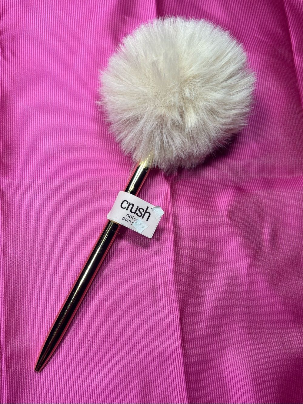 New Crush Faux Fur Pom Pom Pen in Cream